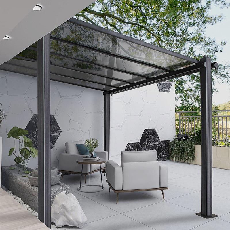 Aluminium pergola met dak van polycarbonaat: de perfecte buitenoplossing