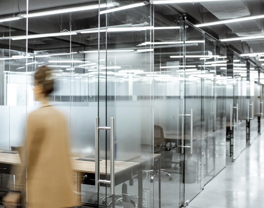 5 geïnspireerde tips voor het ontwerpen van kantoorruimtes met slimme films