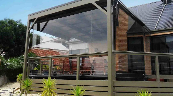 Rolgordijnen en zonneschermen voor veranda's en terrassen