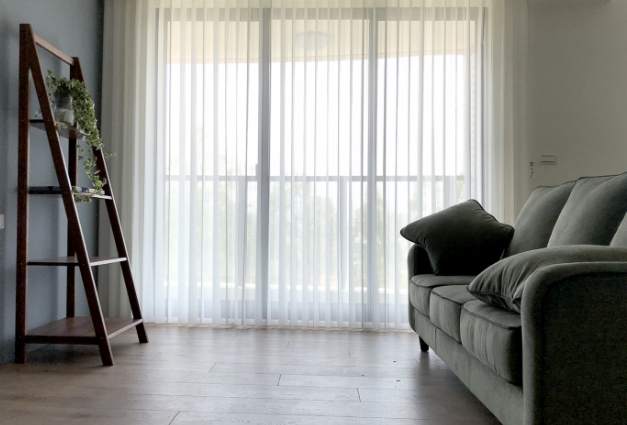 Stoffen in effen kleur voor Hanas Blinds Vertical Sheer Shades 