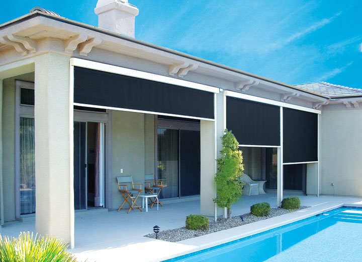 Geveerde Outdoor Pull-Down Shades